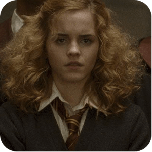 Hermione com cabelos naturais