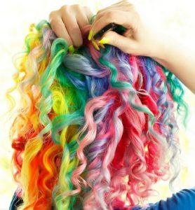 cabelo_cacheado_colorido