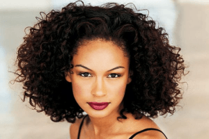 passo-a-passo-para-quem-quer-assumir-o-cabelo-crespo