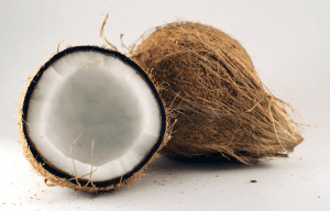 Leite de coco para os cabelos - receitas caseiras