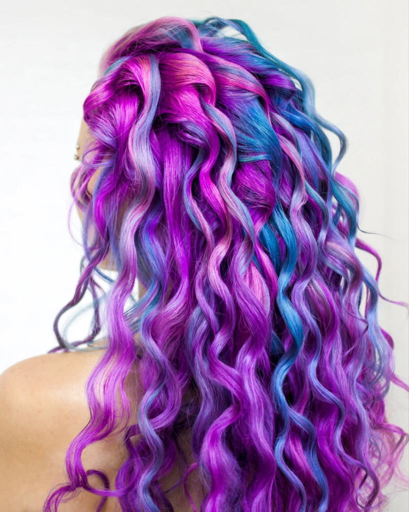 Mechas Coloridas Mechas criativas coloridas para cabelos cacheados e crespos - cacheia!
