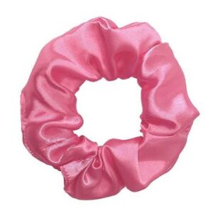 Exemplo Xuxa de cetim para cabelos cacheados 